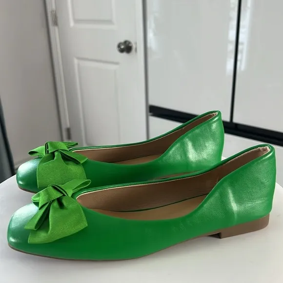 C.Paravano Kelley Green Bowknot Soft Leather Square Toe Flats Size 7 New