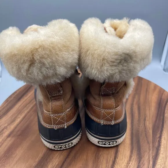 Crocs Allcast Luxe Boots Womens 9 Leather Waterproof Faux Shearling Duck 12812
