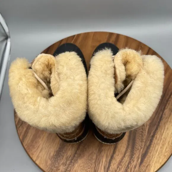 Crocs Allcast Luxe Boots Womens 9 Leather Waterproof Faux Shearling Duck 12812