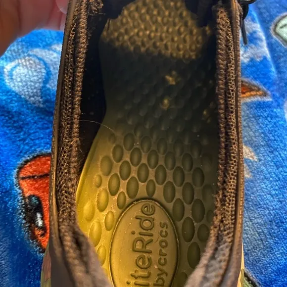 CROCS Black and Green Sneakers with Textured Sole