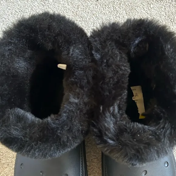 Crocs Stomp Lined Boots Unisex Adults, Black, Size M9 / W11, NWOT