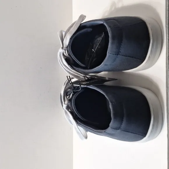 Cuater by Travis Mathew *NEW Navy Blue Kruzers 2.0 Ortholite Canvas Sneakers 11