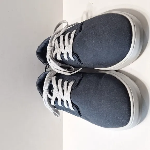 Cuater by Travis Mathew *NEW Navy Blue Kruzers 2.0 Ortholite Canvas Sneakers 11