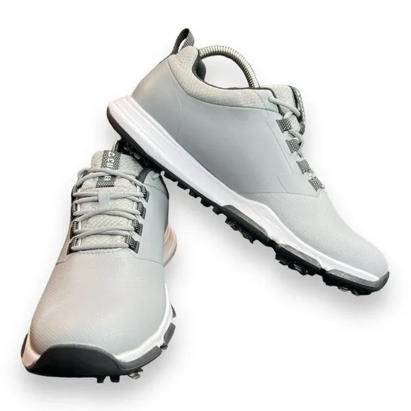 Cuater by TravisMathew The Ringer Spiked Mens Golf Shoes Size 8 New