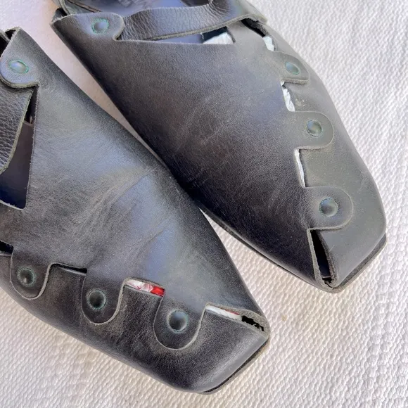 CYDWOQ Black Leather Flats Size 38.5/8.5 Made in USA