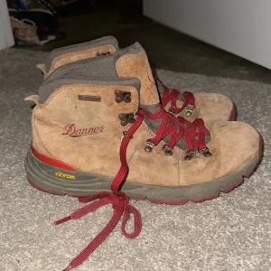 Danner Mountain 600 Hiking Boots Water proof