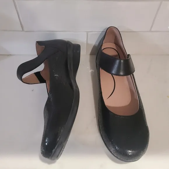 Dansko Audrey MaryJane Black Leather Shoes Size 41 | 10.5-11