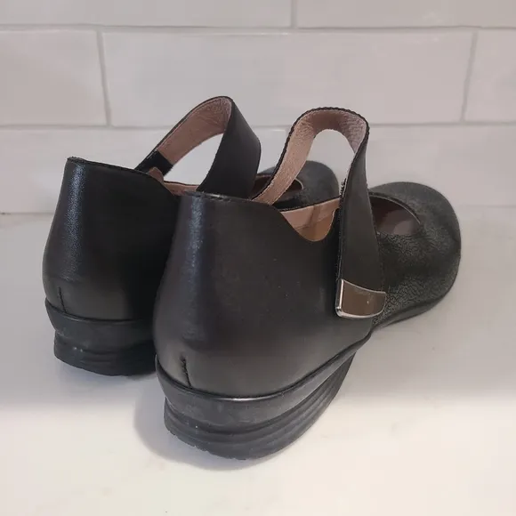 Dansko Audrey MaryJane Black Leather Shoes Size 41 | 10.5-11