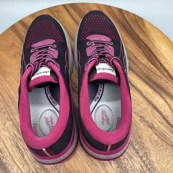 Dansko Shoes Womens Size 7.5 / 38 Pace Mesh Black/Berry Walking Comfort