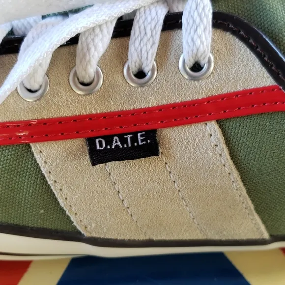 D.A.T.E. Premium Suede and Canvas Sneakers size 9