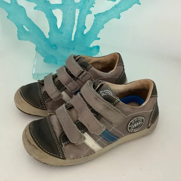 D.D.STEP Boys Tan Leather Padded Arch Support Shoes Sneakers Sz EU 30