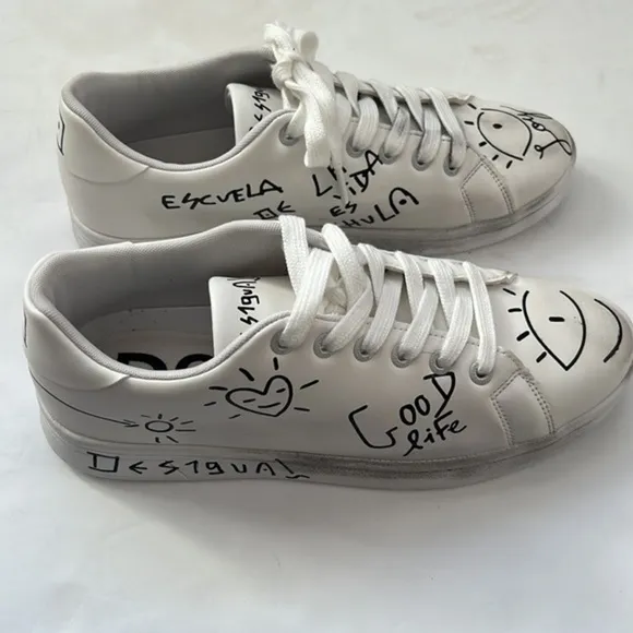 Desigual sneakers &quot;Marker message&quot; lace up low sneakers in size 7.5
