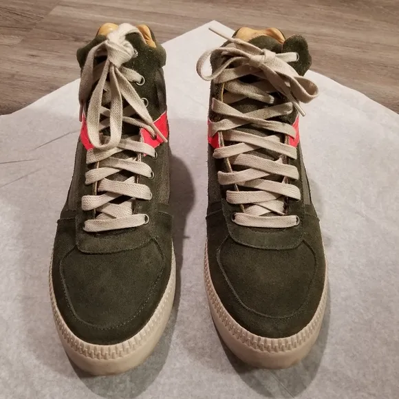 Diesel Suede Leather V Is For Diesel S-Spaark Mid Sneakers in Olive