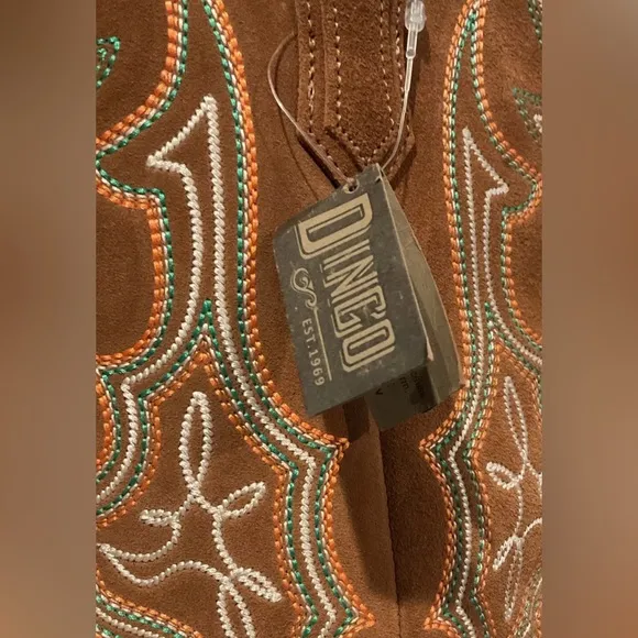 Dingo Women’s Hot Sauce Embroidered Snip Toe Cowboy Boots In Camel SZ 8 NWOB