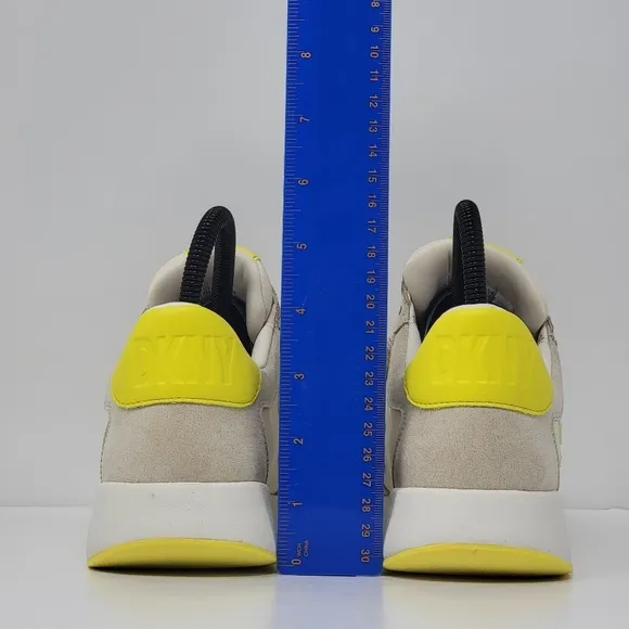 DKNY Women's Size 6M OAKS LOGO Lace Up Lifestyle Casual Shoes Beige/Yellow New