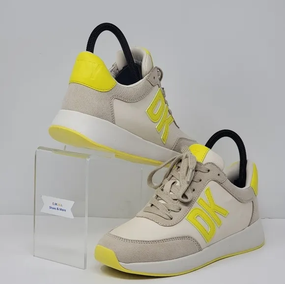 DKNY Women's Size 6M OAKS LOGO Lace Up Lifestyle Casual Shoes Beige/Yellow New