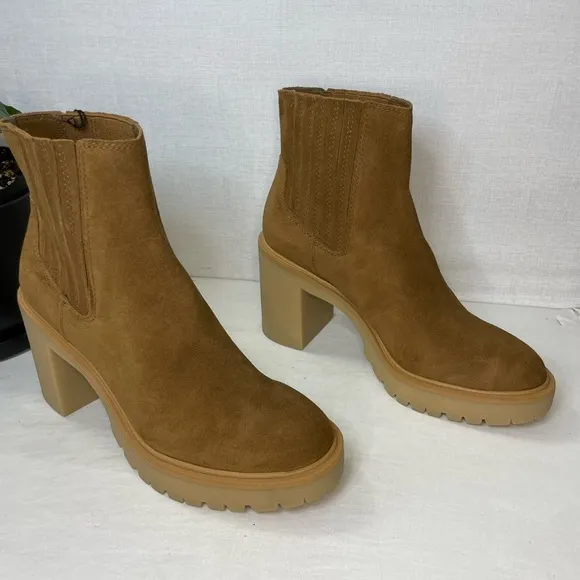 Dolce‎ Vita Caster H2O Booties Suede, Size 9.5 Boots