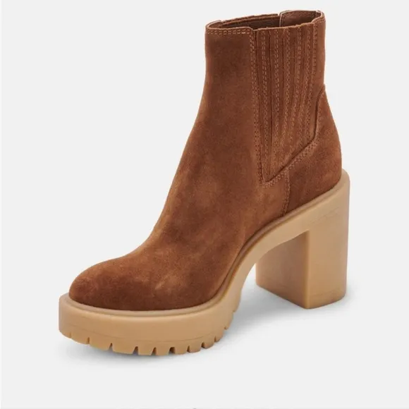 Dolce‎ Vita Caster H2O Booties Suede, Size 9.5 Boots