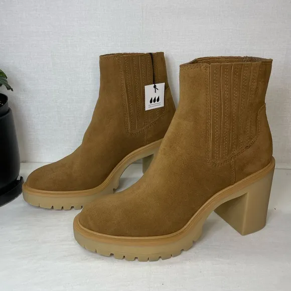 Dolce‎ Vita Caster H2O Booties Suede, Size 9.5 Boots