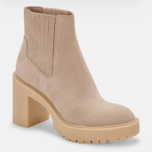 Dolce Vita Shoes Women's Caster H20 Lug Sole Block Heel Boots Size 9.5 NWT
