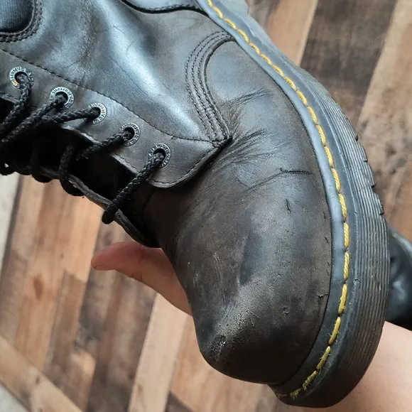 Dr. Martens Black Leather Industrial Steel Toe Work Boots Electric Hazard Sz 9