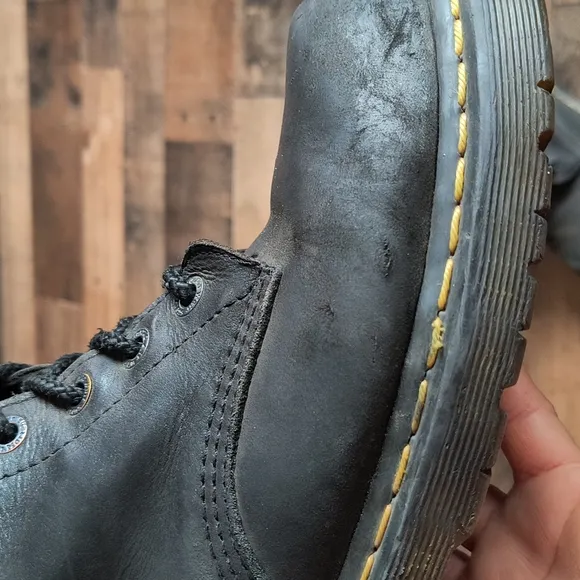 Dr. Martens Black Leather Industrial Steel Toe Work Boots Electric Hazard Sz 9