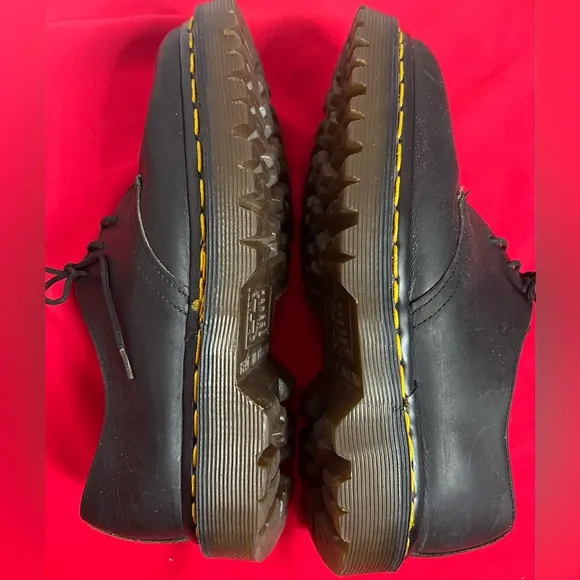Dr. Martens Black Leather youth shoes