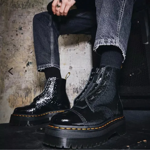 Dr. Marten's Black Sinclair Platform Boot Leopard EmbossedPatent Leather NEW
