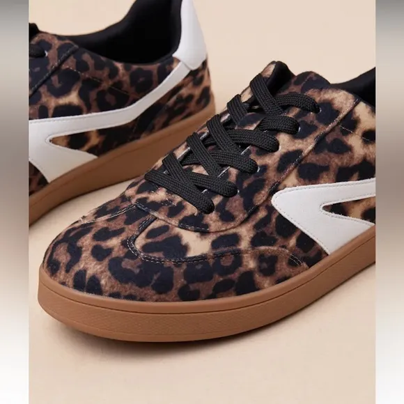 DV By Dolce Vita  - Voyage Leopard Color Block Lace-Up Sneakers