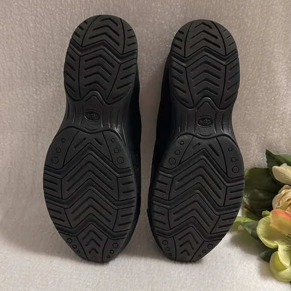 Easy Spirit Traveltime Black Estravel Time Clogs 8-1/2 W New