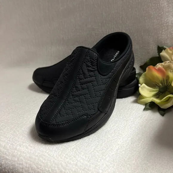 Easy Spirit Traveltime Black Estravel Time Clogs 8-1/2 W New