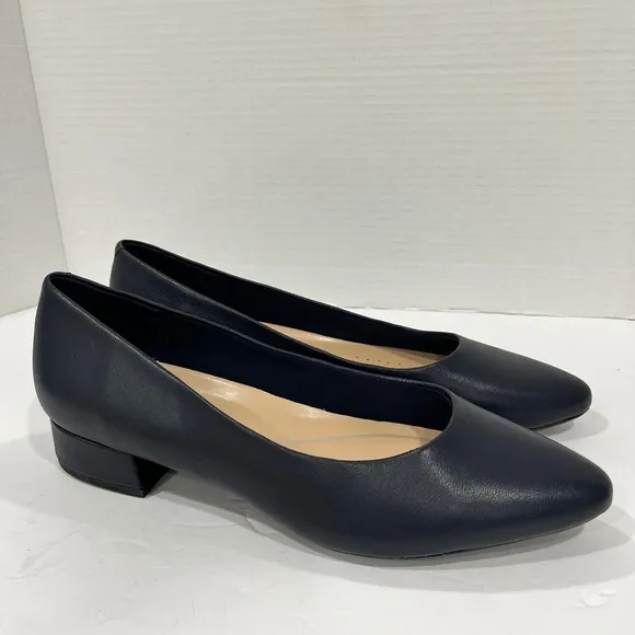 Easy Spirit Womens Caldise Pointed Toe Block Heel Pumps. 10M. Dark Blue