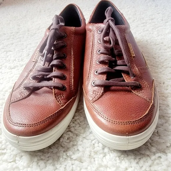 ECCO Brown Leather Sneakers Size 8