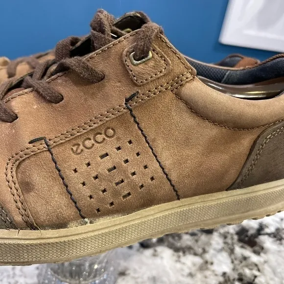 Ecco Leather Casual Shoes men’s size 10