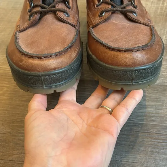 ECCO TRACK 25 Hiking Boots Men’s 9 Brown Leather High Top Gore-Tex Moc Toe