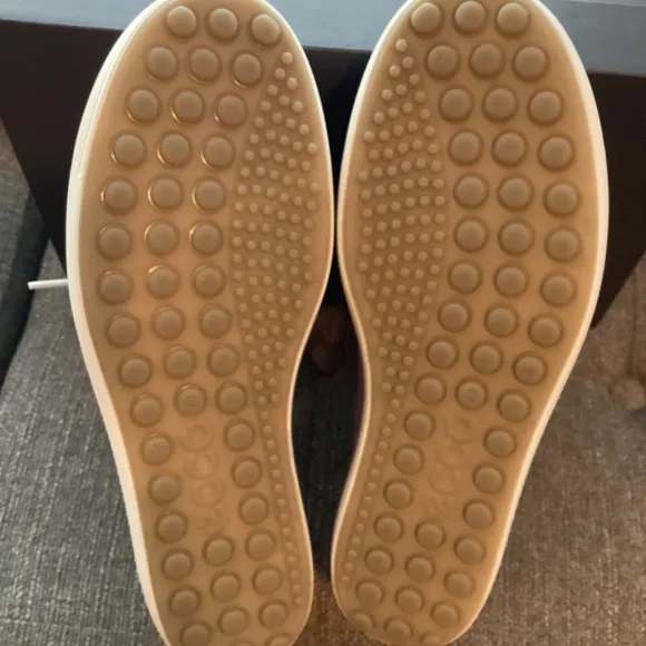 Ecco Women's Soft 7 Sneakers, size 9