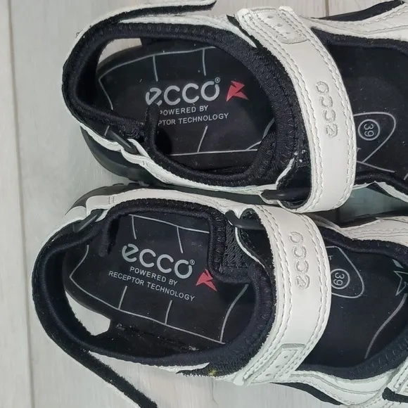 Ecco Womens Wave footbed Offroad Arch Support  Hook&amp;loop Leather shoes sz 8.5