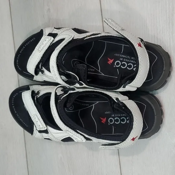 Ecco Womens Wave footbed Offroad Arch Support  Hook&amp;loop Leather shoes sz 8.5