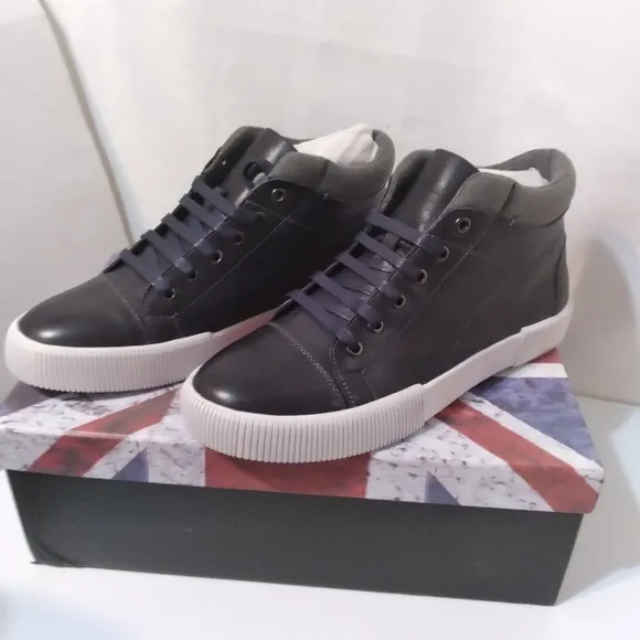 English  Laundry Joel Sneakers Mens Size 8.5 Navy Mid Top Lace Up Nwt
