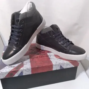 English  Laundry Joel Sneakers Mens Size 8.5 Navy Mid Top Lace Up Nwt