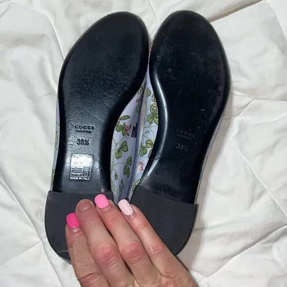 EUC Gucci womens shoes ballet flats floral print bow