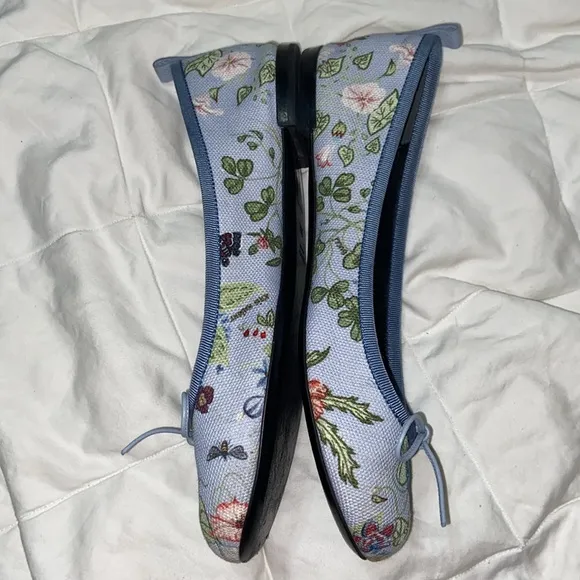 EUC Gucci womens shoes ballet flats floral print bow
