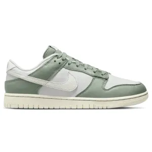 EUC Men’s Size 9.5 (Euro Sz 43) Nike Dunk Low Sneakers In Mica Green/White Color