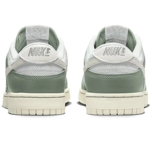 EUC Men’s Size 9.5 (Euro Sz 43) Nike Dunk Low Sneakers In Mica Green/White Color