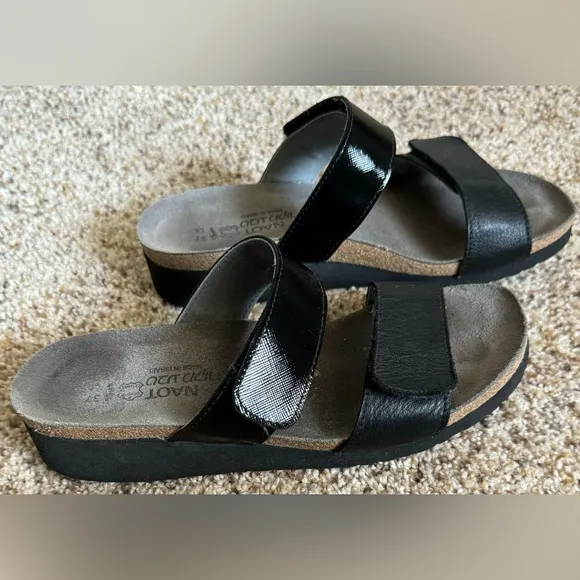 EUC/VGUC Size 37 (US L 6) Naot Black Althea Slide Sandal
