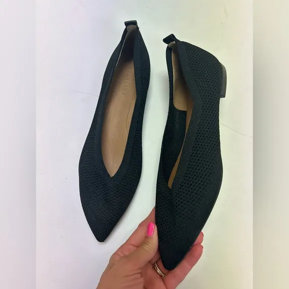 Everlane Perforated Knit Pointed Toe Flat Size 8 Black