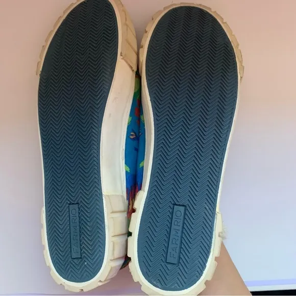FARM RIO Sneakers Blue Macaw Canvas Sneakers Sz 11