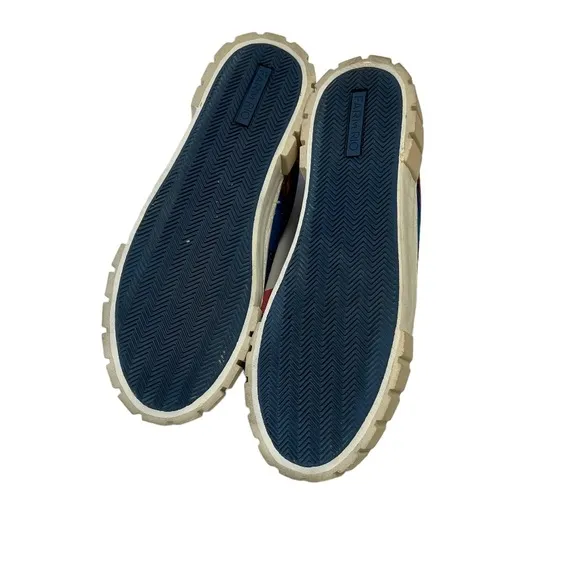 FARM RIO Sneakers Women’s Size 7.5 Blue Macaw Canvas Lace Up Sneakers