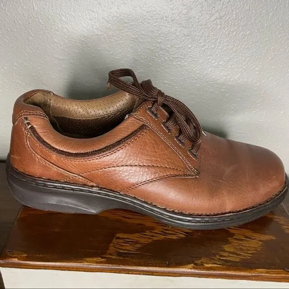 Florsheim Tan Mens Oxfords Style Casual Lace Up Shoes Style 13172-200 Size 9M