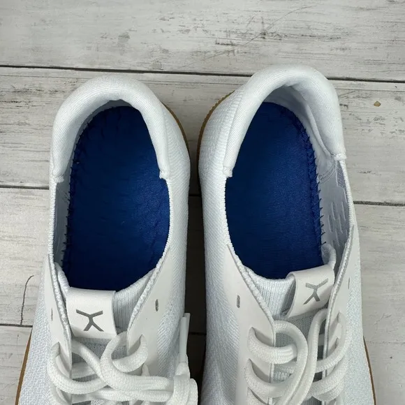 Flux Adapt Mens Size 10.5 White Athletic Gum Sole Trainer Sneakers Womens 11